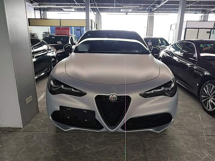 Alfa Romeo Stelvio, 2023 — фото 3 из 9