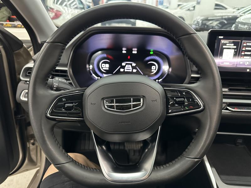 Geely Emgrand, 2022 — фото 11 из 12