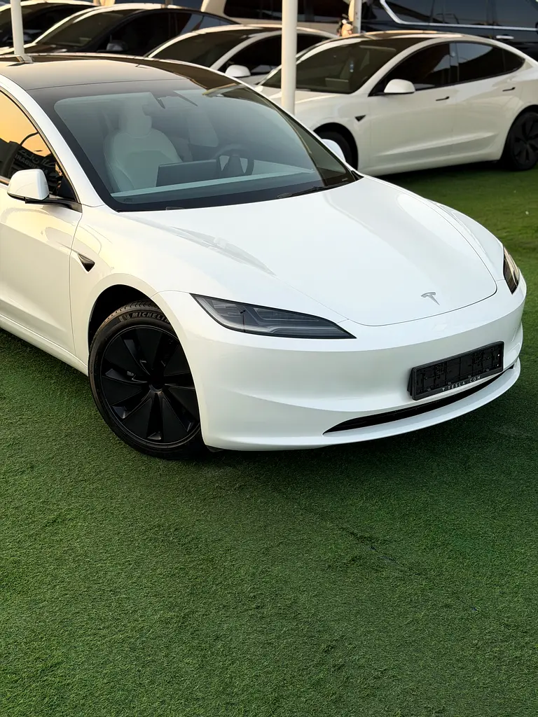 Tesla Model 3, 2024 — фото 7 из 10