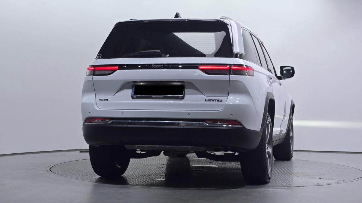Jeep Cherokee, 2023 — фото 4 из 12