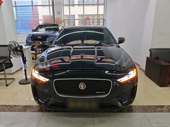 Jaguar XE L, 2023 — фото 3 из 9