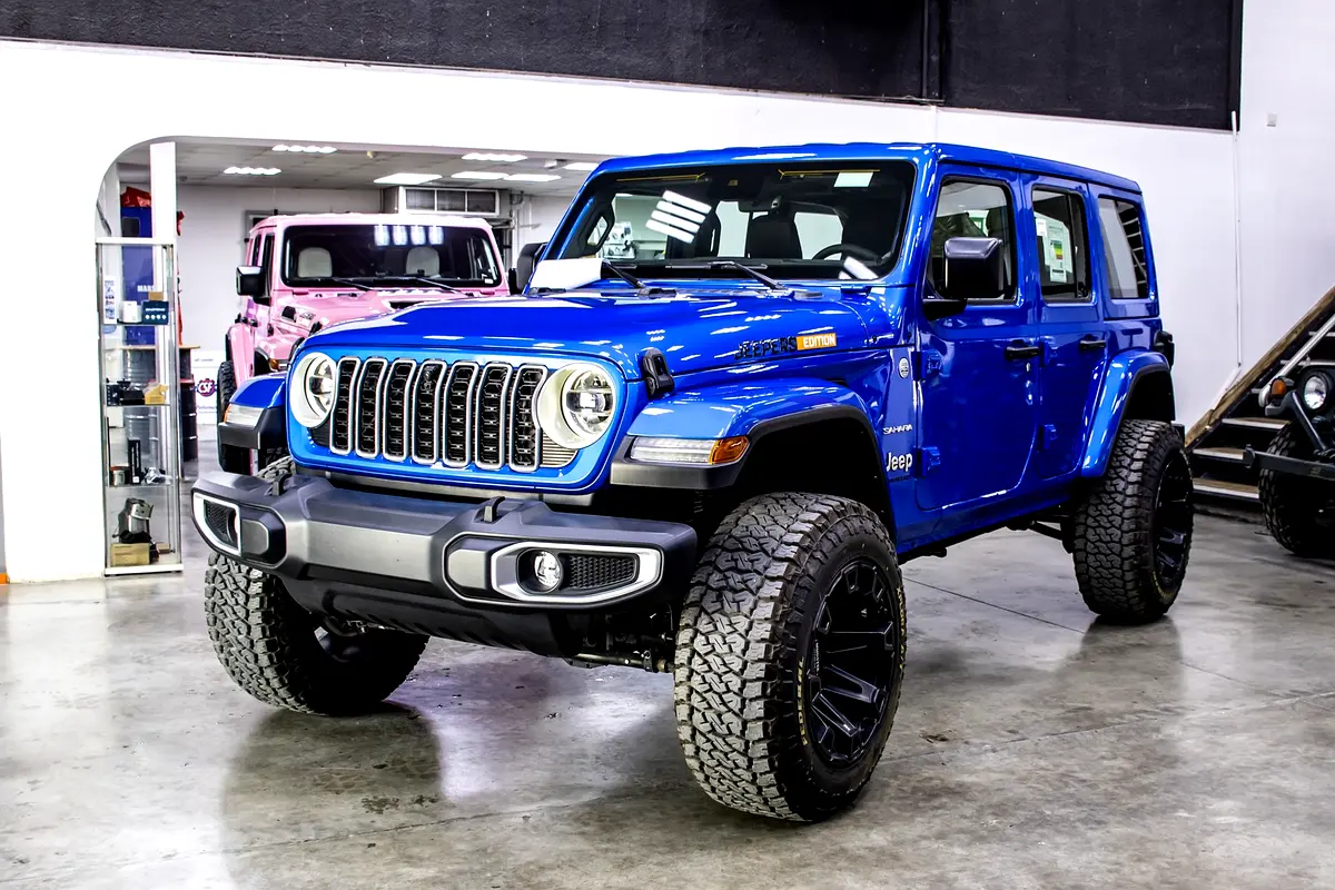 Jeep Wrangler, 2024 — фото 3 из 10