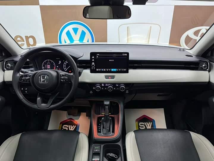 Honda Vezel, 2023 — фото 9 из 9