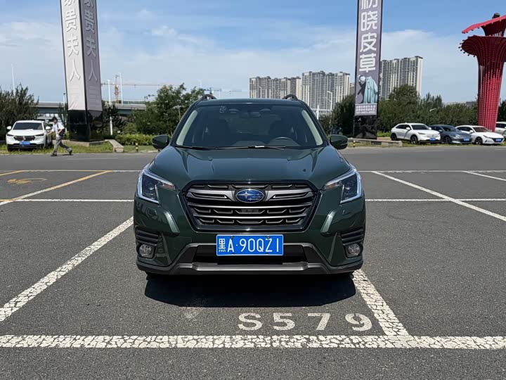 Subaru Forester, 2022 — фото 2 из 9