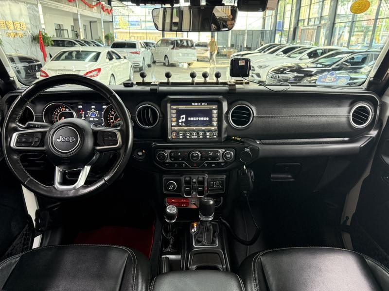 Jeep Gladiator, 2022 — фото 8 из 12