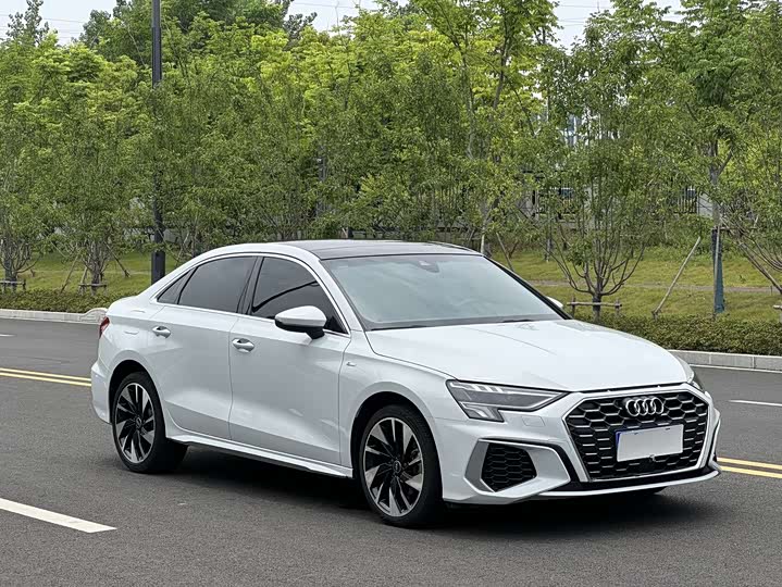 Audi A3, 2022 — фото 3 из 9