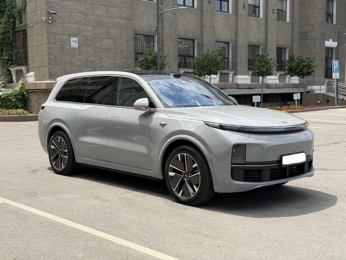Lixiang L9, 2025