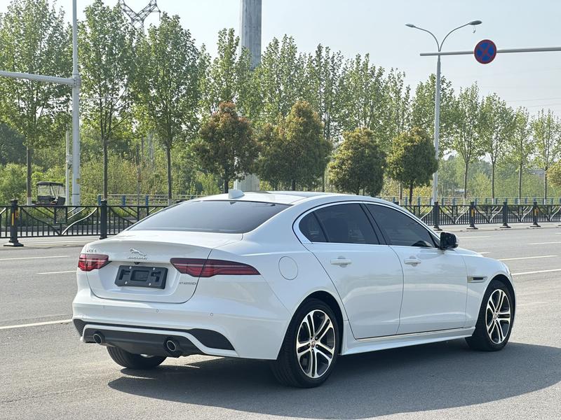Jaguar XE L, 2023 — фото 5 из 10