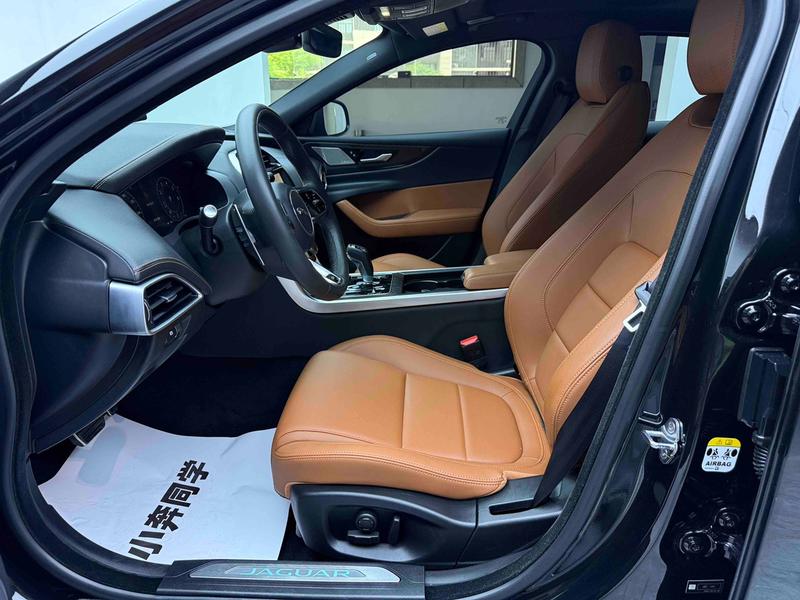 Jaguar XE L, 2024 — фото 9 из 11