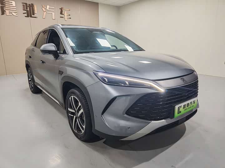 BYD Song L DM-i Hybrid, 2025 — фото 3 из 9