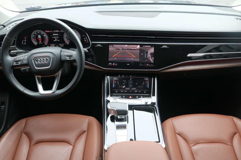 Audi Q7, 2024 — фото 7 из 12
