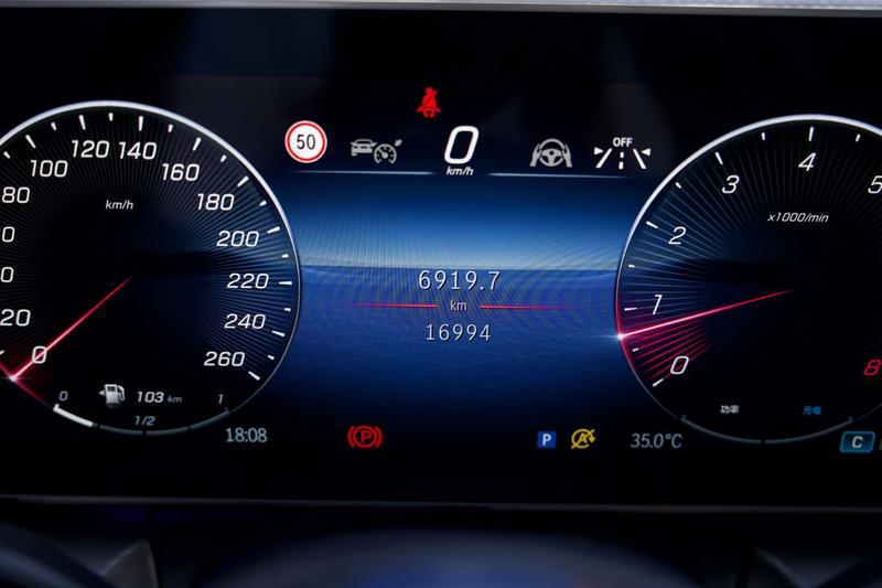 Mercedes-Benz V-Class, 2025 — фото 9 из 12
