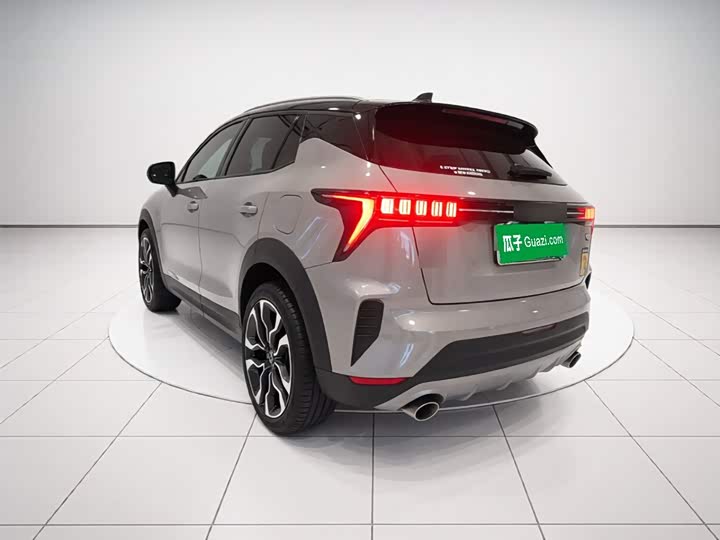 Lynk & Co 06 EM-P Hybrid, 2022 — фото 4 из 9