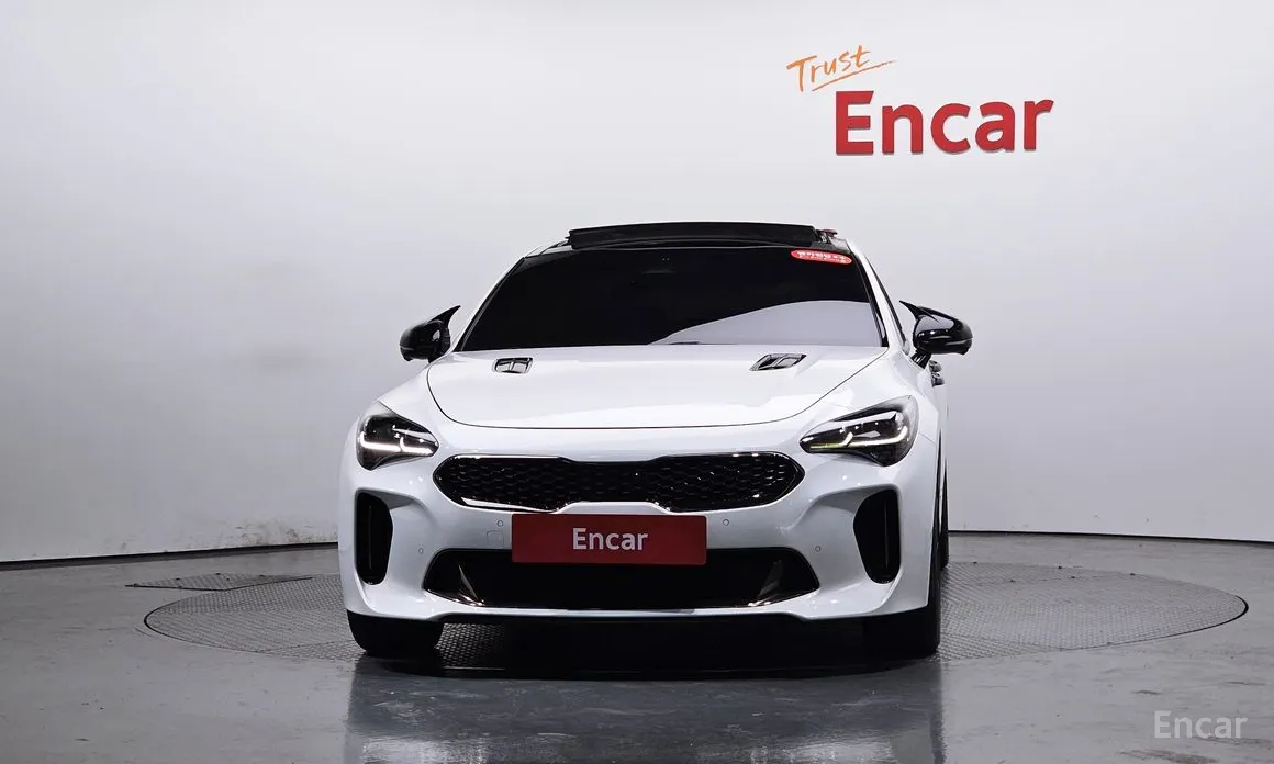Kia Stinger, 2022 — фото 3 из 12