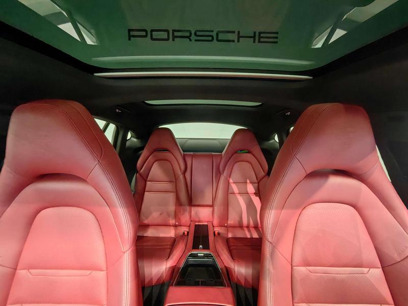 Porsche Panamera, 2023 — фото 12 из 12