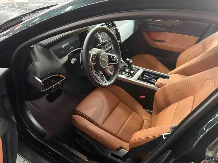 Jaguar XE L, 2025 — фото 4 из 9