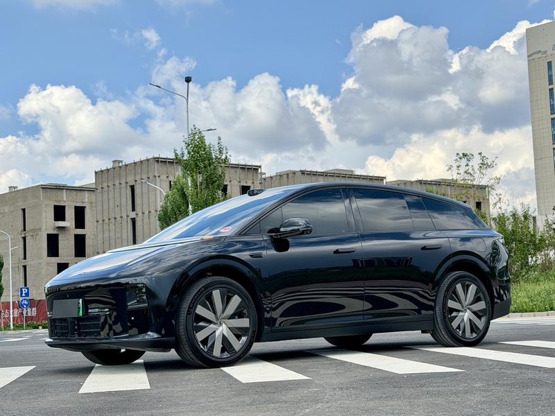 LiXiang i6, 2025 — купить в Санкт-Петербурге под ключ