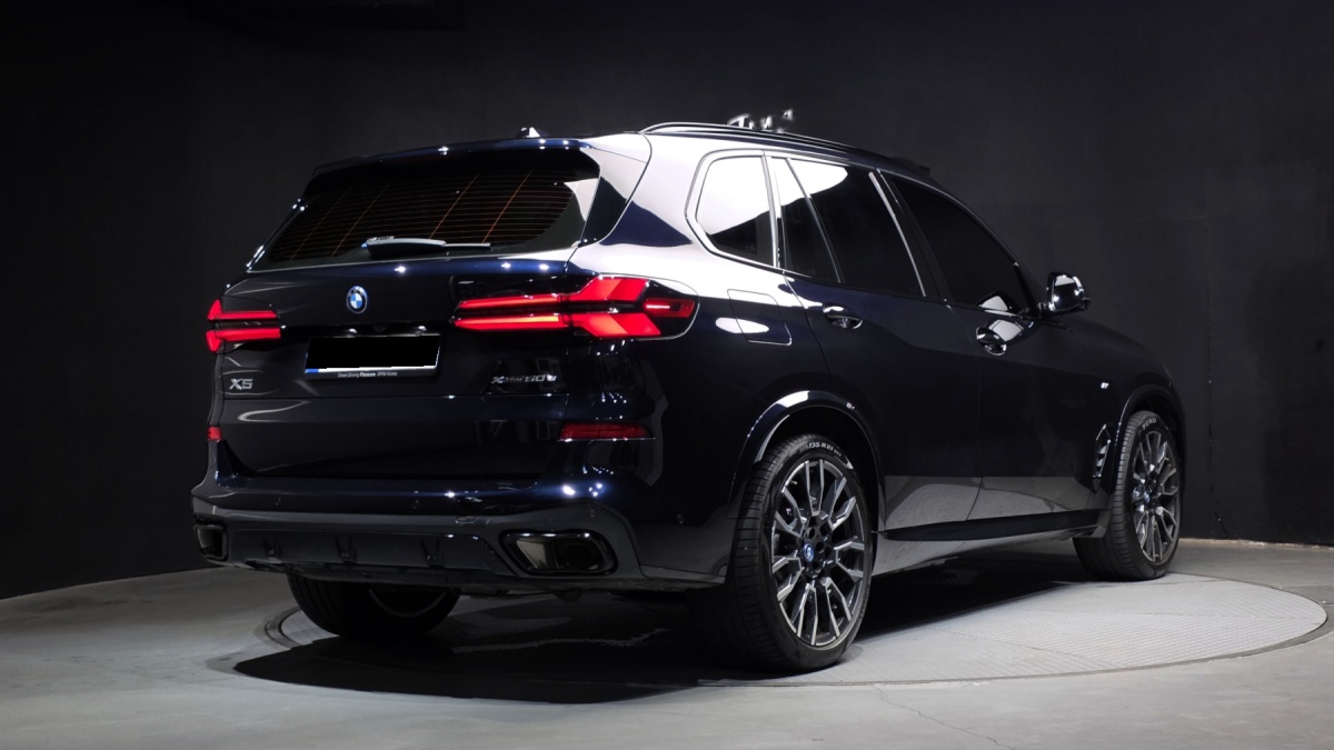 BMW X5, 2024 — фото 2 из 12
