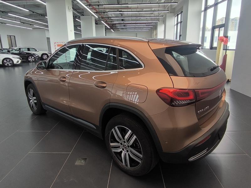 Mercedes-Benz EQA, 2024 — фото 4 из 12