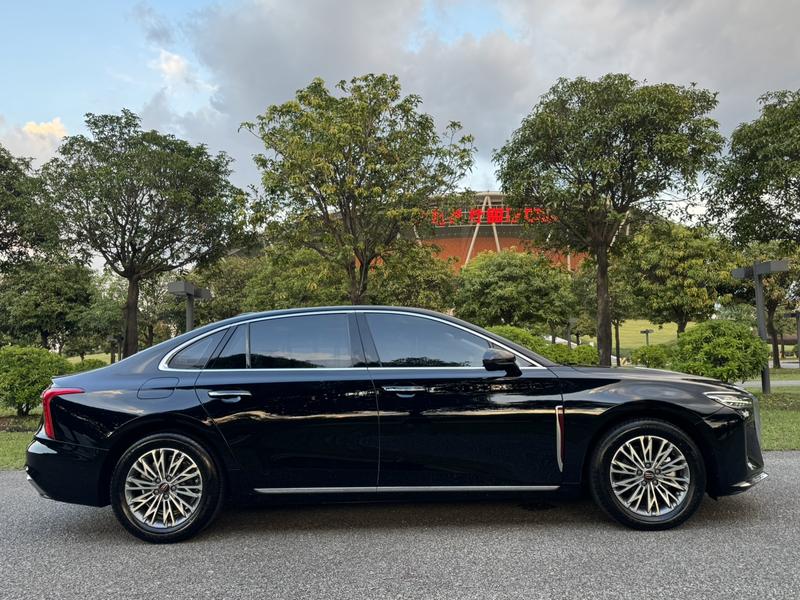 Hongqi H5, 2023 — фото 7 из 12