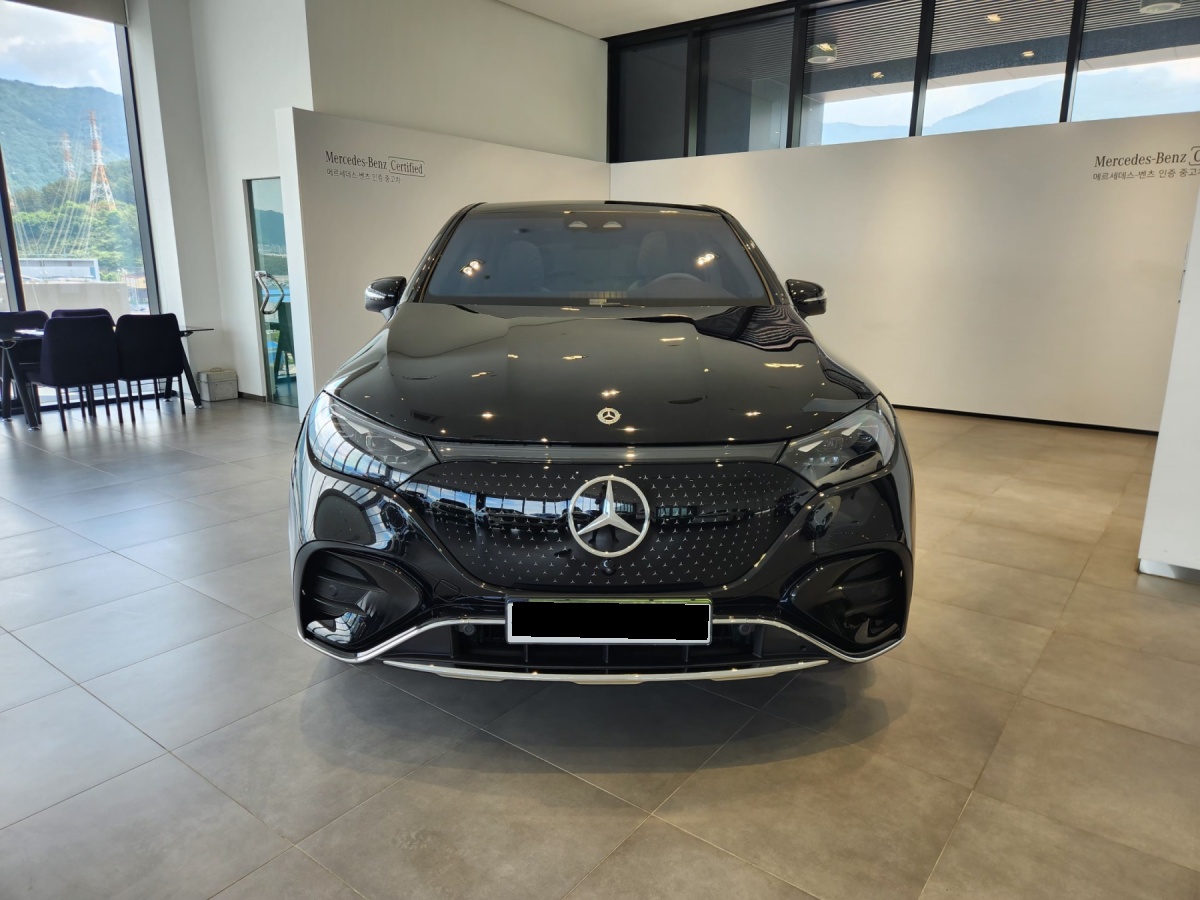 Mercedes-Benz EQE, 2025 — фото 6 из 12