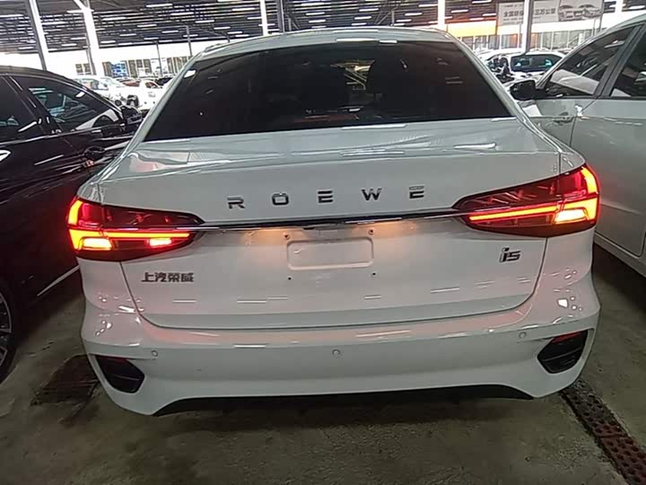 Roewe i5, 2023 — фото 6 из 9