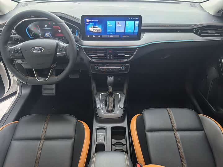 Ford Focus, 2022 — фото 9 из 9