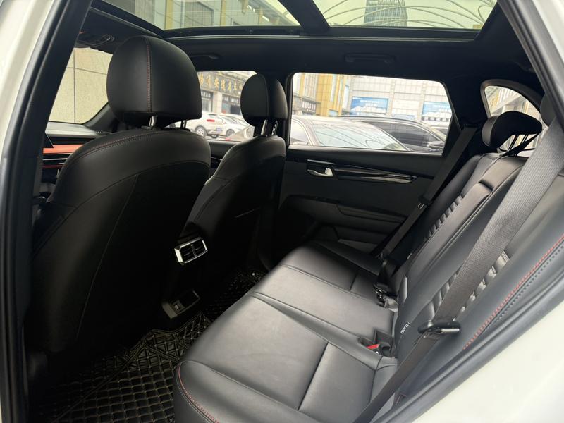 Kia Sportage GT-line, 2022 — фото 9 из 10