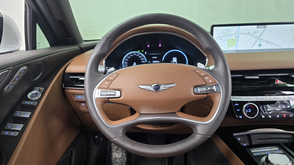 Genesis G80, 2022 — фото 11 из 12