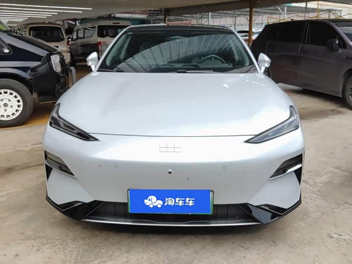 Geely Galaxy E8, 2025 — фото 2 из 9