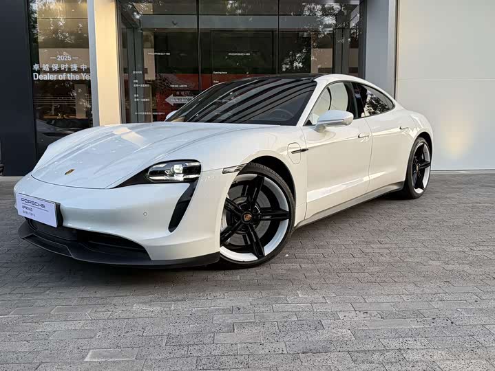 Porsche Taycan, 2023 — купить в Перми под ключ