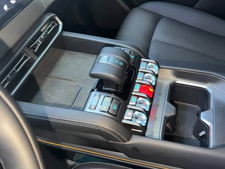 BYD FangChengBao Titanium 3 (Tai 3), 2025 — фото 8 из 9