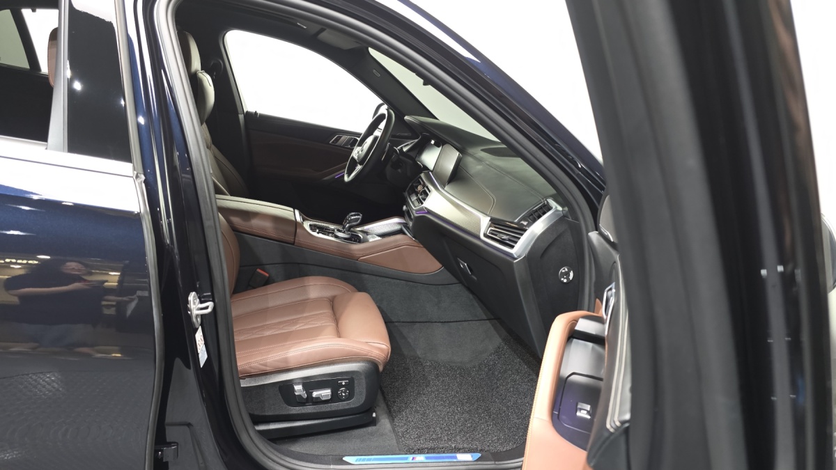 BMW X6, 2023 — фото 10 из 12