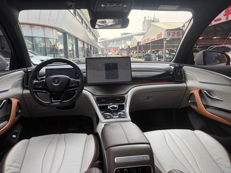 BYD Song Pro Hybrid, 2023 — фото 9 из 12