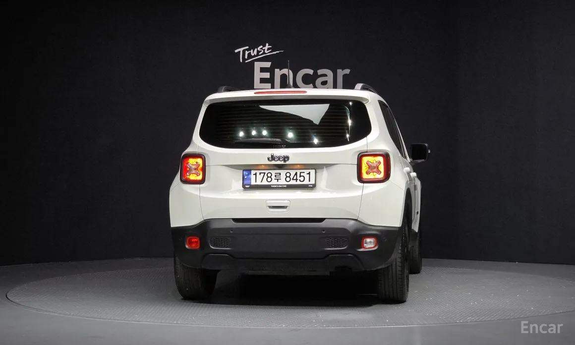 Jeep Renegade, 2022 — фото 4 из 12