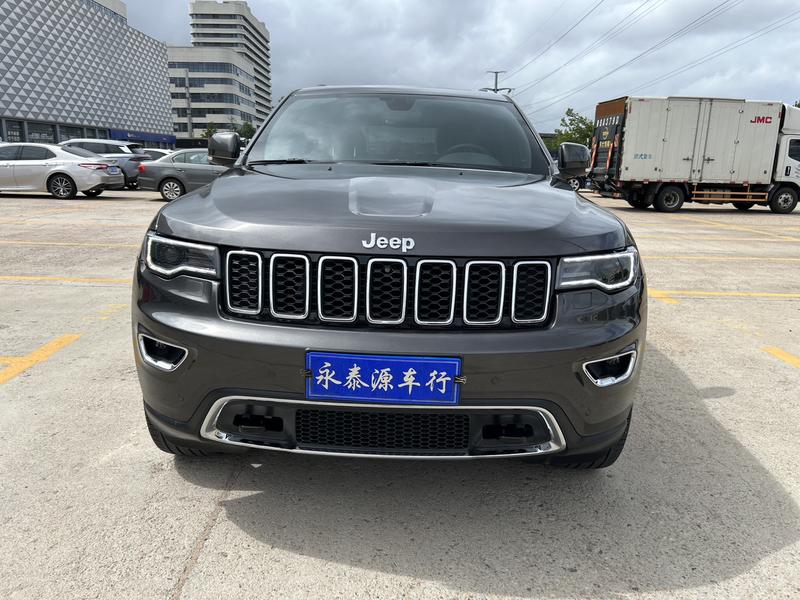 Jeep Grand Cherokee, 2022 — фото 2 из 12