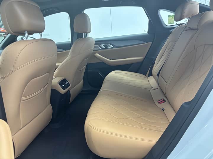 Geely Galaxy A7, 2026 — фото 7 из 9