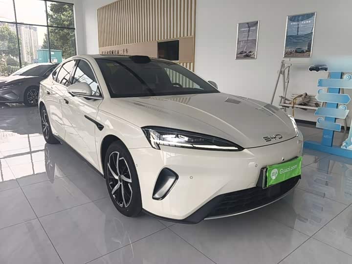BYD Seal 07 DM-i Hybrid, 2025 — фото 4 из 9