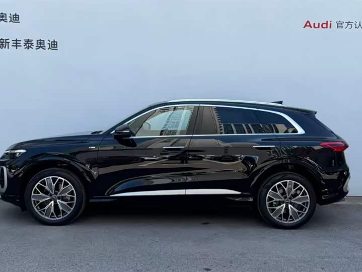 Audi Q5L, 2025 — фото 4 из 9