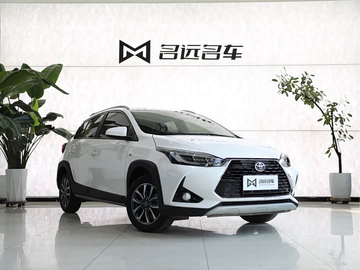 Toyota Yaris L Hatchback, 2022 — фото 3 из 9