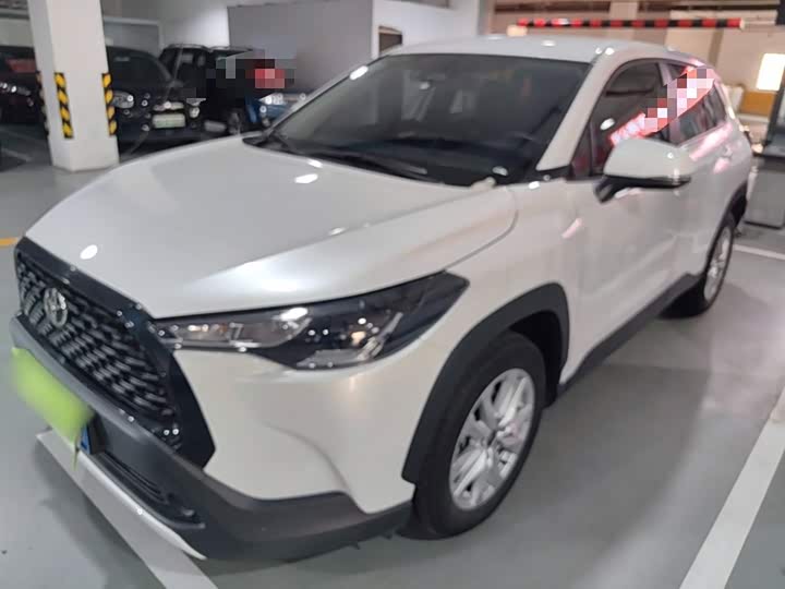 Toyota Corolla Cross, 2024 — фото 2 из 9