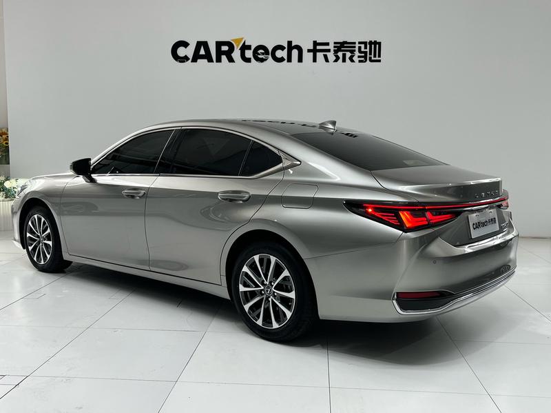 Lexus ES, 2025 — фото 4 из 12