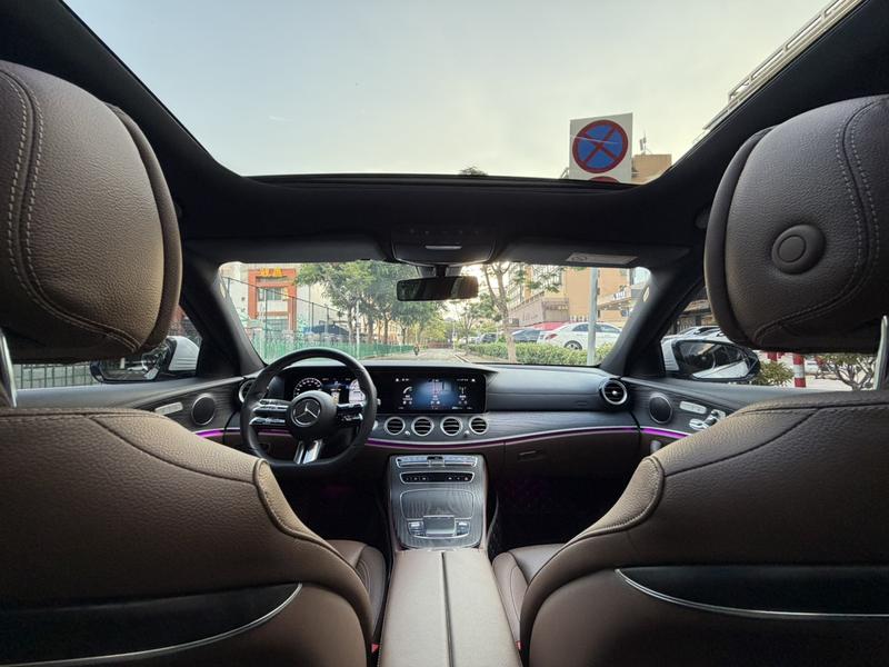 Mercedes-Benz E-Class, 2022 — фото 7 из 11