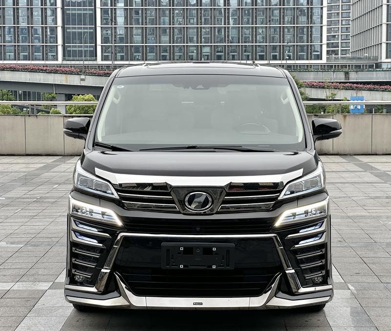 Toyota Vellfire, 2022 — фото 2 из 7