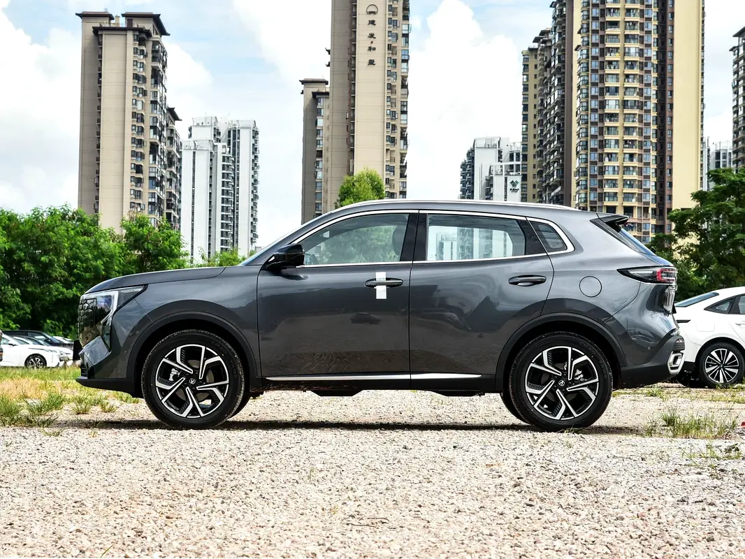 Changan CS55 Plus, 2026 — фото 3 из 10