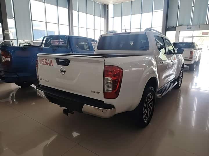 Nissan Navara, 2021 — фото 5 из 9