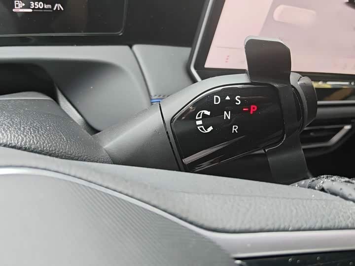 Volkswagen Tiguan L Pro, 2025 — фото 7 из 9