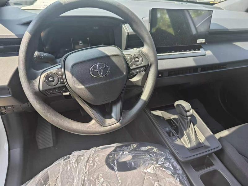 Toyota Corolla Cross, 2025 — фото 6 из 9