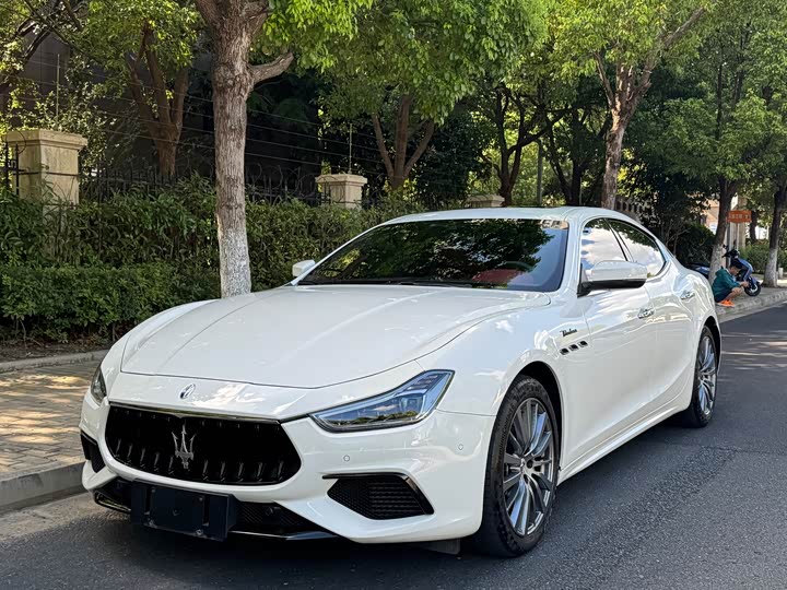 Maserati Ghibli, 2023 — купить в Самаре под ключ