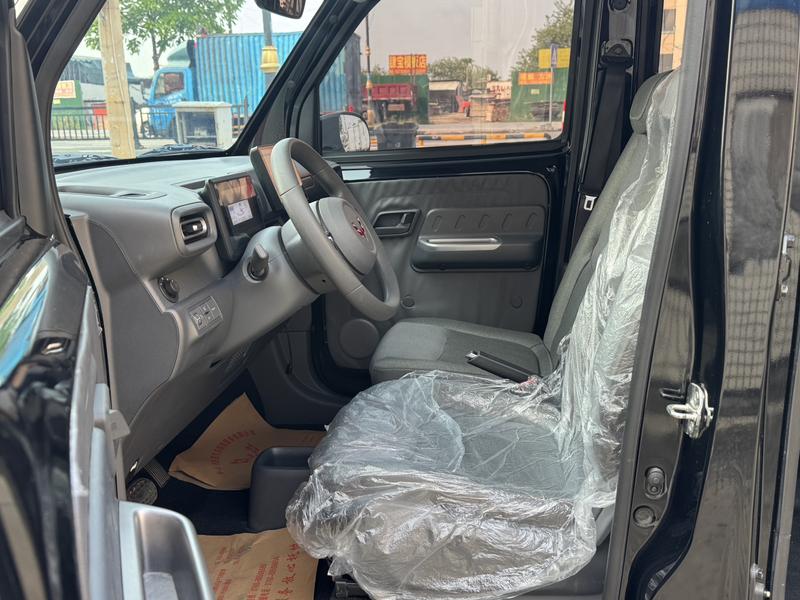 Wuling Sunshine EV, 2025 — фото 11 из 12